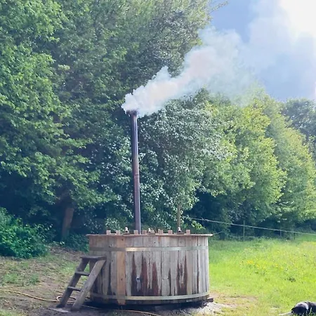 럭셔리텐트 Glamping With Outdoor Wood-fired Hot Tub Vissenbjerg